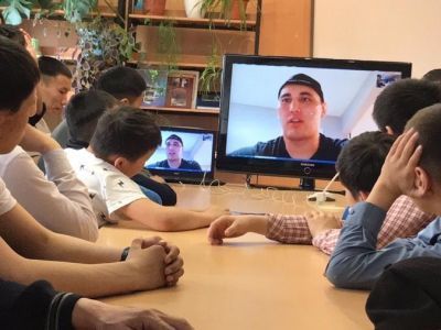 Айаал Лазарев пообщался с юными спортсменами Верхневилюйского улуса