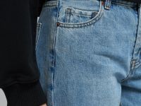 Джинсы loose fit женские