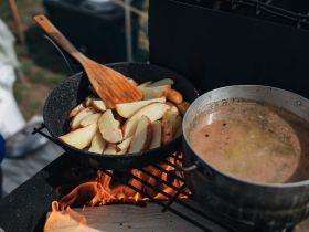 Фоторепортаж с фестиваля-конкурса «Полевая кухня» в Якутске