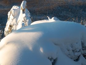 Зима на реке Синяя. Синские Столбы
