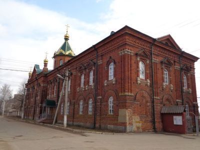 Церковь с трапезной