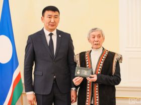 В два раза снизилось число работников в оленеводстве Якутии за 15 лет