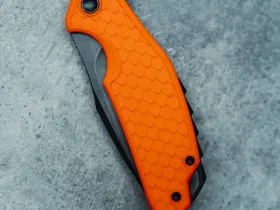 Складной нож Mr.Blade Wyvern blackwash, сталь AUS-8, рукоять оранжевый FRN