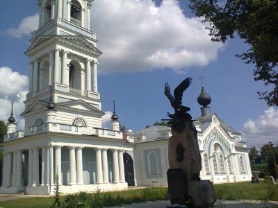 Церквь Вознесения с колокольней, воротами и калиткой