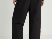 Утепленные брюки широкого кроя с утяжниками по низу