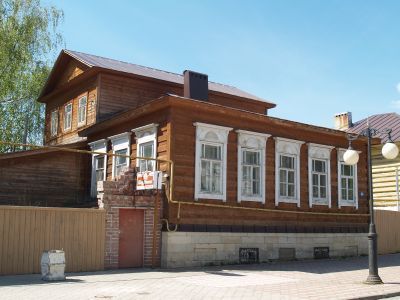 Дом жилой с мезонином