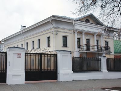 Главный дом усадьбы Урусовой-Чистяковых (дом Дедюлина)