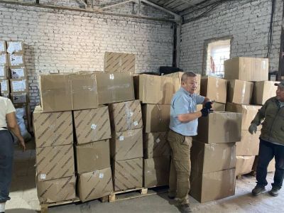 Подарки для бойцов СВО доставили в опорный пункт Якутии