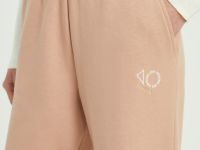 Спортивные брюки широкого кроя на средней посадке