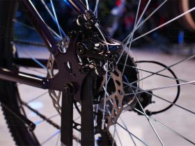 Женский велосипед Stels Miss 5100 MD V040, год 2025, цвет Зеленый-Синий, ростовка 15