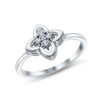 Серебряное кольцо с бриллиантами