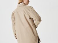 Женская лёгкая куртка Lacoste