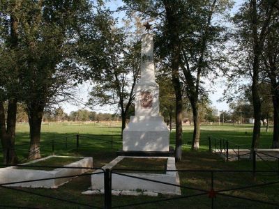 Братская могила партизан, погибших в 1942-43 гг. в боях с немецкими захватчиками