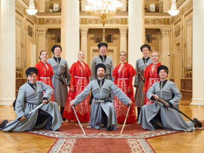 Казачий ансамбль «Атаман». За други своя!