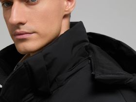 Утепленная куртка с капюшоном