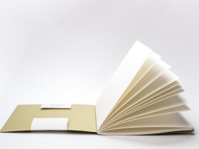 Скетчбук для акварели Малевичъ Waterfall "Nature" мелкая фактура,19х19 см 20 л 200 г, синий