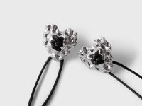 Серебристые серьги в форме сердец Глория Джинс