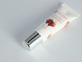 Бальзам для губ Клубника