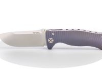 Нож складной LionSteel SR1 V (VIOLET), сталь Sleipner Satin Finish, рукоять титан по технологии SOLID®, фиолетовый