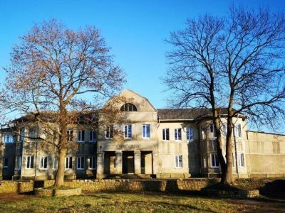 Нахимовская сельская библиотека