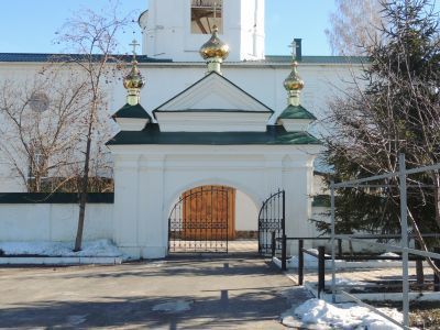 Ограда с воротами