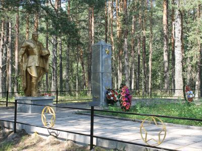 Братская могила воинов, погибших в 1943 г.