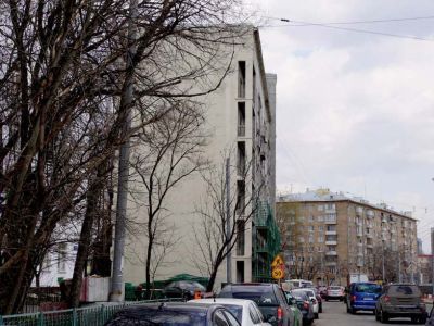 Жилой дом с квартирами художников, 1930-е гг., архитекторы Ф.М.Кринский, А.М.Рухлядев. В этом доме жили: В.А.Фаворский, В.А.Ватагин, Ю.И.Пименов, А.А.Пластов и другие