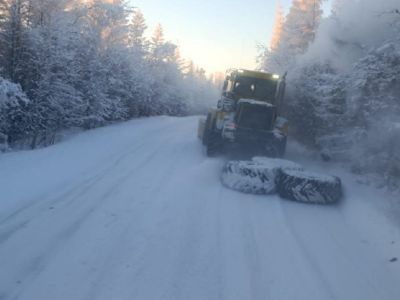 150 километров автозимника пробили на региональной дороге «Эдьигээн»