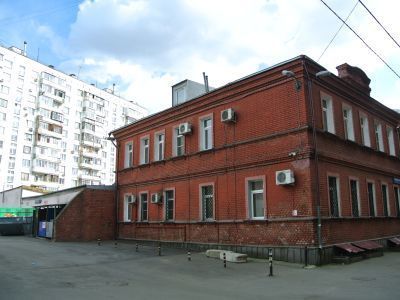 Доходные дома Г.К.Горбунова, 1905 г., архитектор Ю.Ф.Дидерихс, 1906-1911 гг., архитектор О.Г.Пиотрович. Здесь в 1908-1917 гг. работала типография по изданию старообрядческой литературы