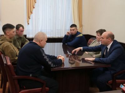 Муниципалитет помогает и солдатам и их семьям