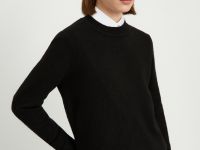 Джемпер с округлой горловиной прямого силуэта