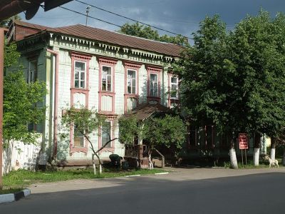 Здание, где в 1917-1918 гг. размещался Глуховский ревком
