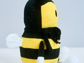 Мягкая игрушка «Пчела Базя»