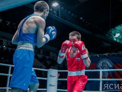 Якутский боксёр Василий Егоров одержал первую победу на чемпионате мира