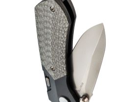 Складной нож Remette Meteor, сталь M390, рукоять Titanium Alloy/Carbon Fiber