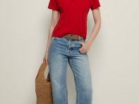 Поло приталенного силуэта с вышивкой