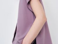 Блузка с коротким рукавом и отложным воротником