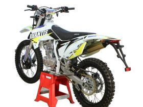Мотоцикл кроссовый эндуро AVANTIS FX 250 Lux (PR250/172FMM-5, Возд.охл.) ПТС