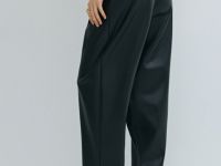 Брюки О-силуэта из искусственной кожи, Черный