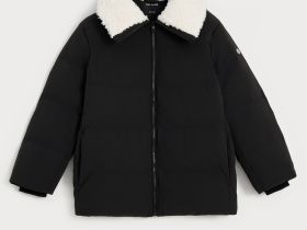 Пуховик с опушкой и воротником-стойкой