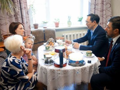 Айсен Николаев поручил утеплить квартиру семьи мобилизованного нерюнгринца
