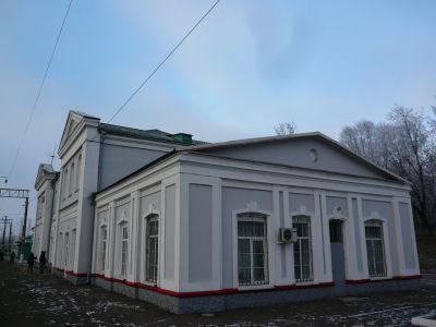 Памятное место, где 7 июня 1919 года в здании бывшего вокзала – ст. Дорогобуж перед местным населением выступал М.И. Калинин