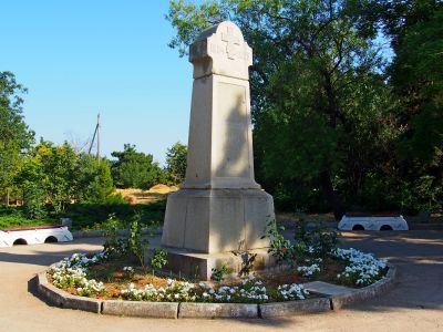 Обелиск-памятник воинам Язоновского редута