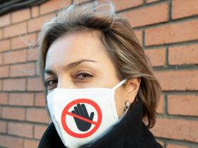 Маска тканевая Руками не трогать