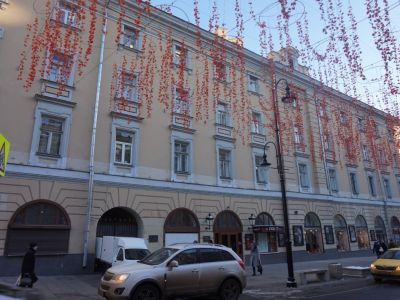 Доходный дом К.М.Полторацкого с торговыми лавками, 1821 г., 1889 г., архитектор А.С.Каминский