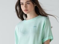 Женское платье Lacoste с круглым воротом