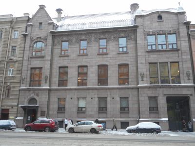 Дом Торгово-промышленного товарищества Бажанова Ф.Г. и Чувалдиной А.П. с дворовыми флигелями