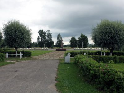Монументальный памятник советским воинам, павшим в боях во время Великой Отечественной войны