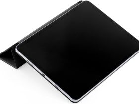 Чехол-книжка uBear