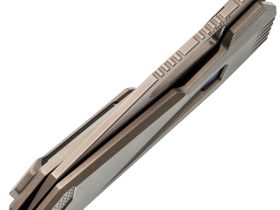 Складной нож Remette Agile Peregrine Falcon, сталь M390, рукоять титан, серый